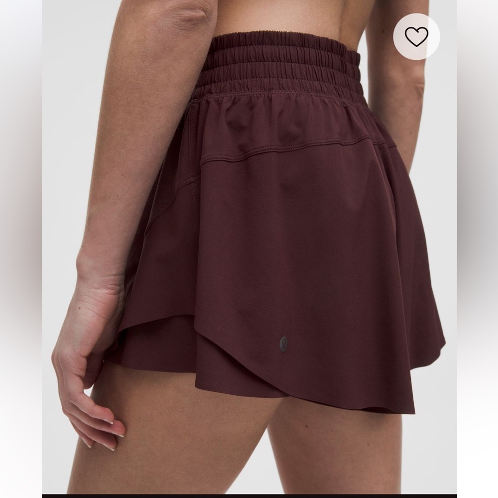 Lululemon Athletica Shake It Out High-Rise Running
Short 2.5" Plum - Picture 2 of 6